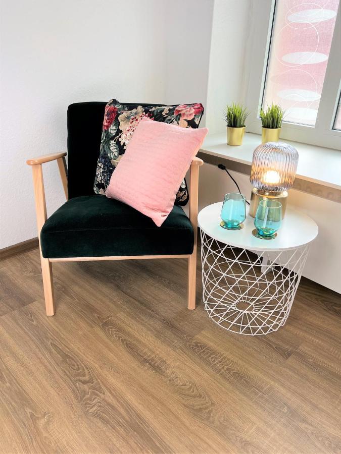 Zentrales Apartment Am Hafen Inklusive Netflix! Эмден Экстерьер фото